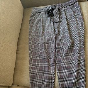 Torrid- Houndstooth Tie Front Cigarette Pant